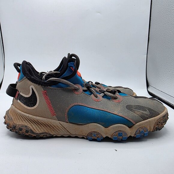 Nike Future Field Boys Size 6 Gray Turf Shoes Athletic Sports Outdoors - Picture 12 of 13